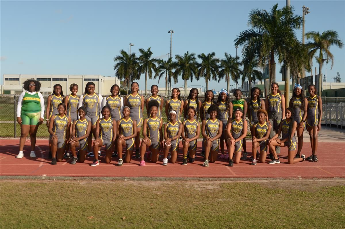 Track And Field Track And Field Girls Track And Field Track And Field Girls