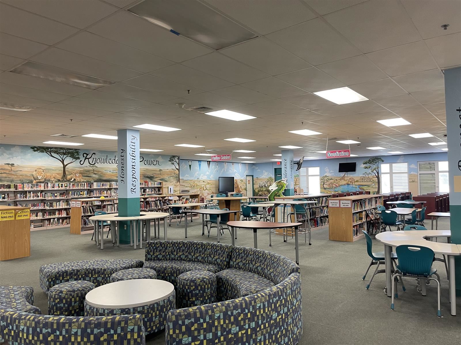 Lyons Creek Middle School Media Center