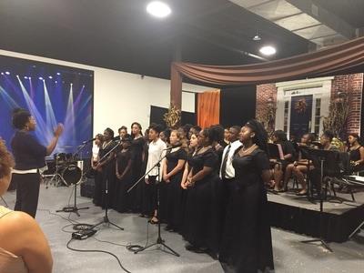 image of Parkway MS vocal group performing